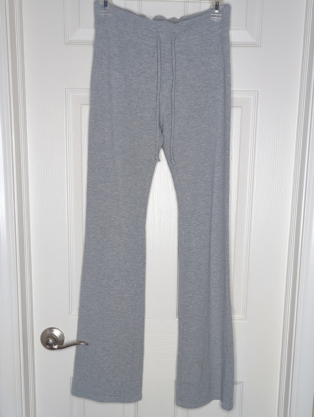 Alo Yoga Sway Bootcut Sweatpant in Size Small